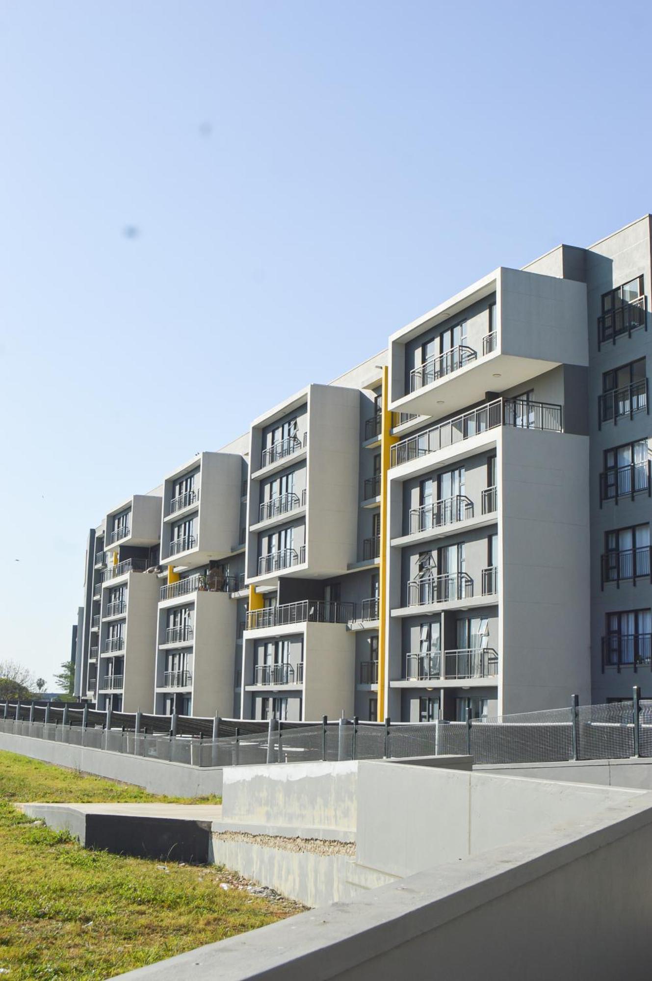 5min Walk To Gateway,free Parking, Free Wifi Apartment *